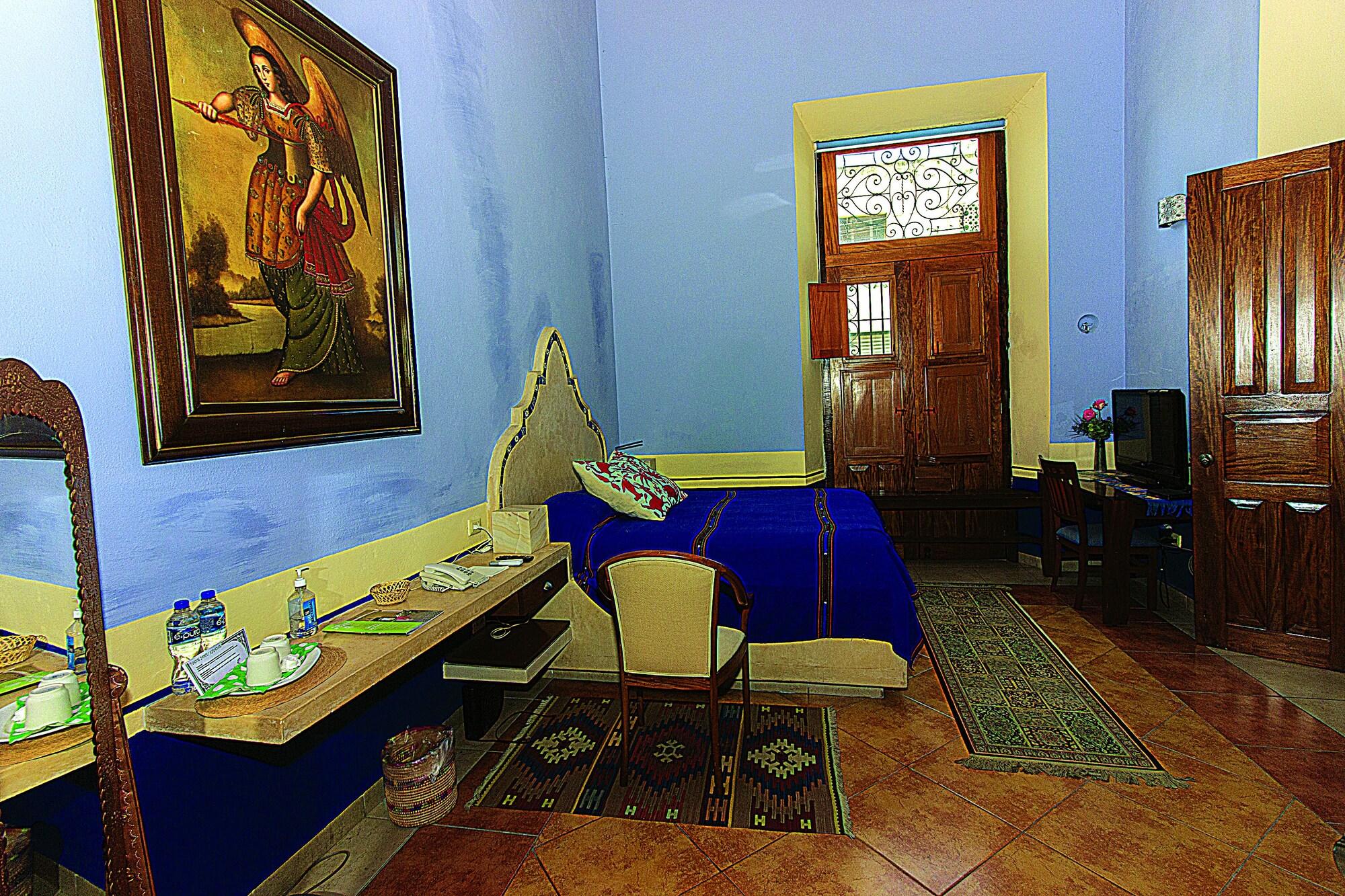 Hotel Boutique Casa San Angel (Adults Only) メリダ エクステリア 写真